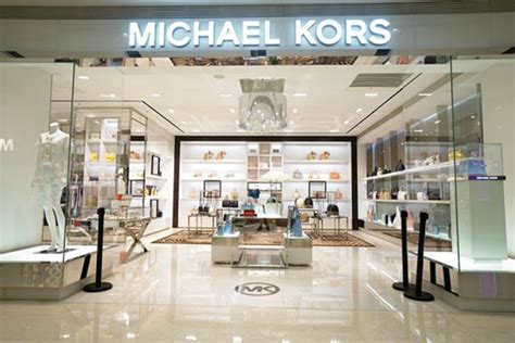 michael kors outlet settimo|Michael Kors Outlet Turin.